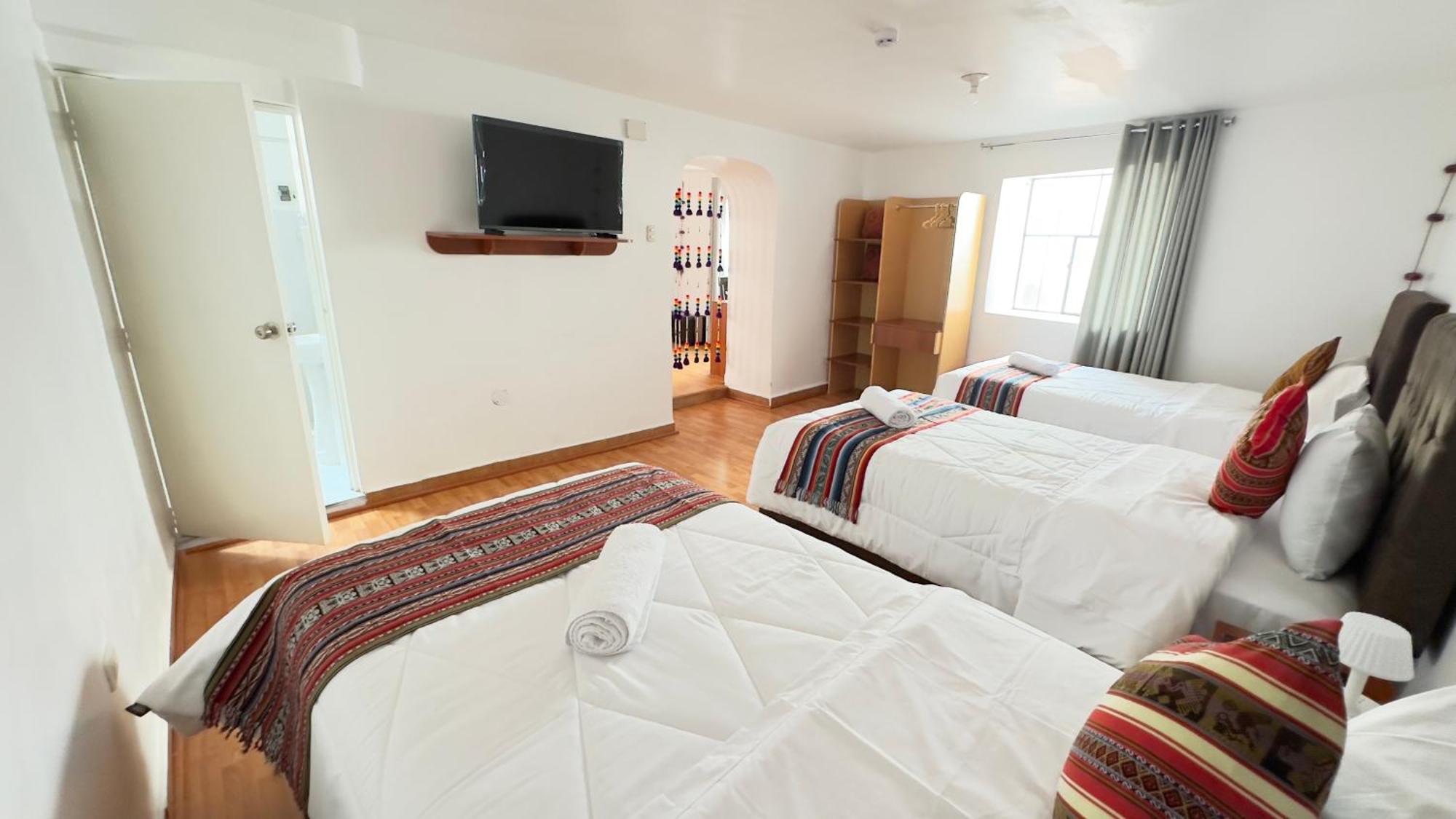 Casona Libertrek Inn クスコ エクステリア 写真