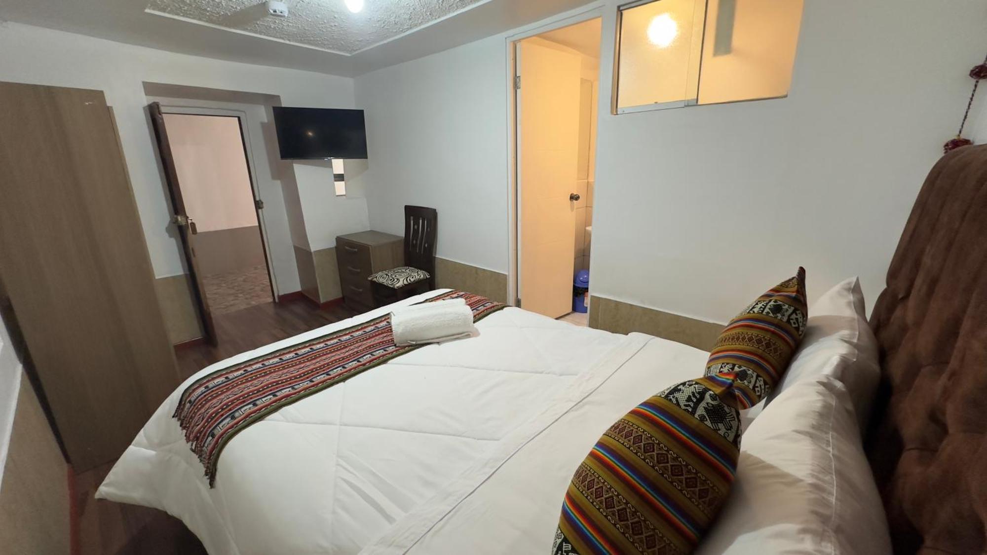 Casona Libertrek Inn クスコ エクステリア 写真