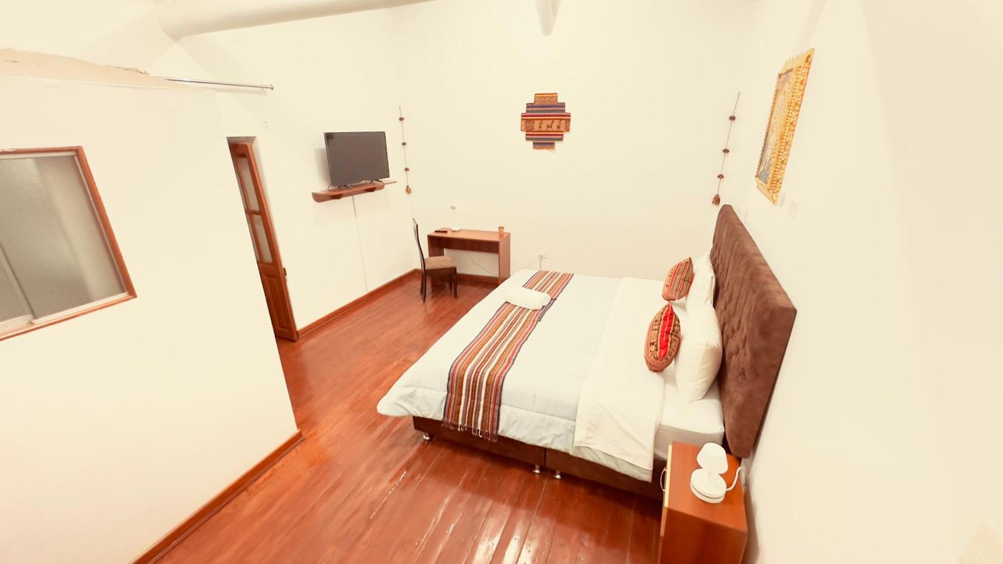 Casona Libertrek Inn クスコ エクステリア 写真
