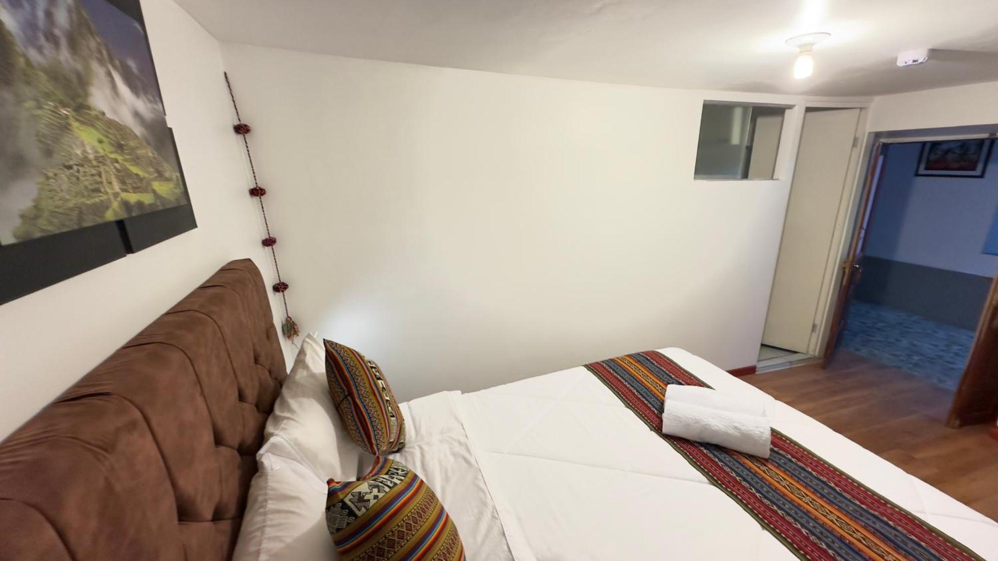 Casona Libertrek Inn クスコ エクステリア 写真