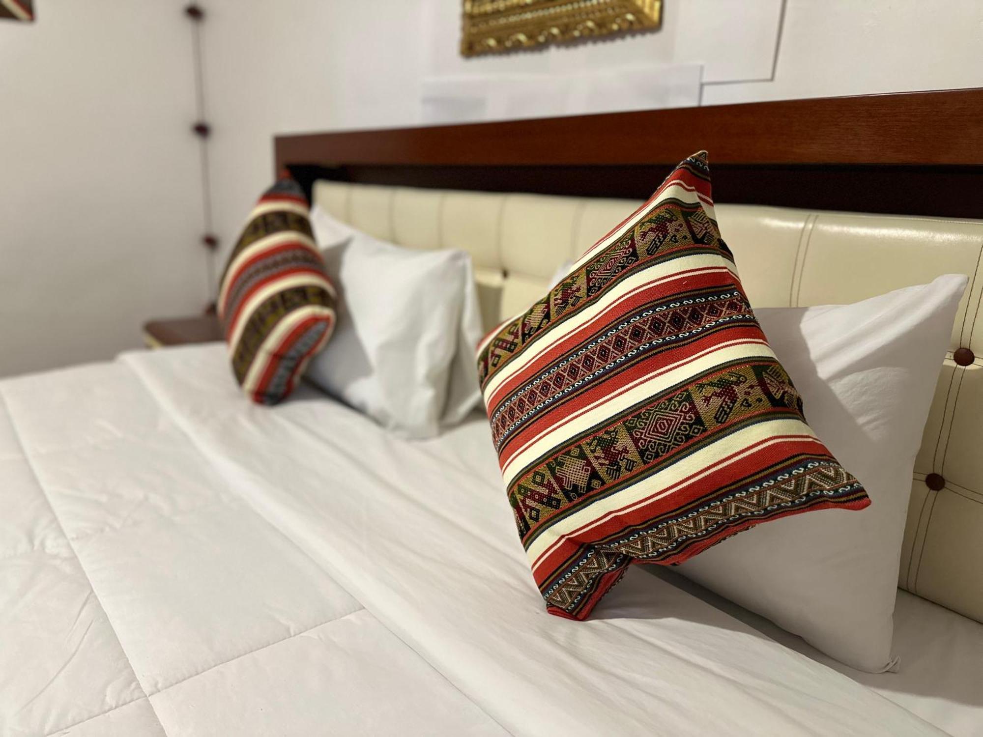 Casona Libertrek Inn クスコ エクステリア 写真