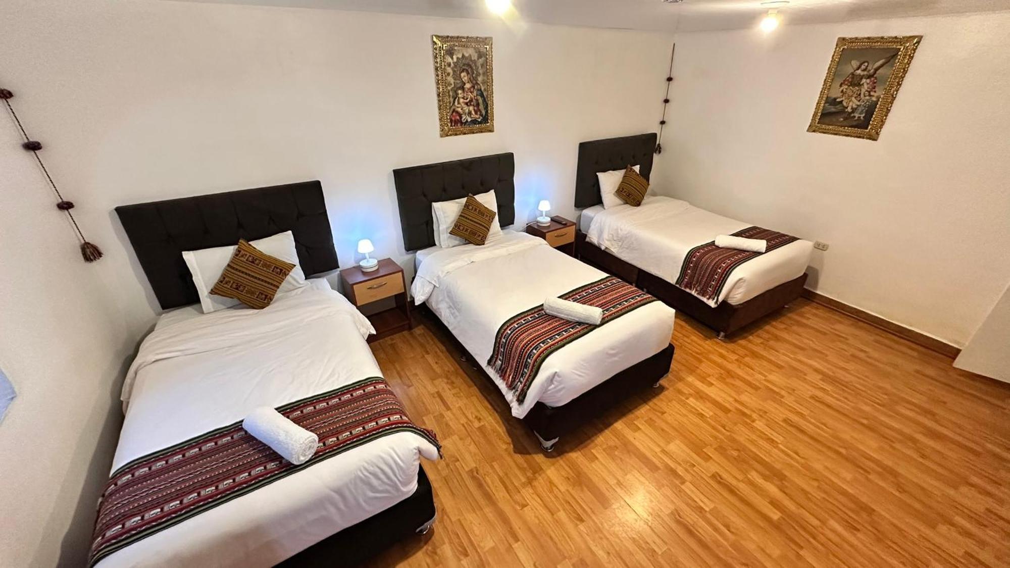 Casona Libertrek Inn クスコ エクステリア 写真