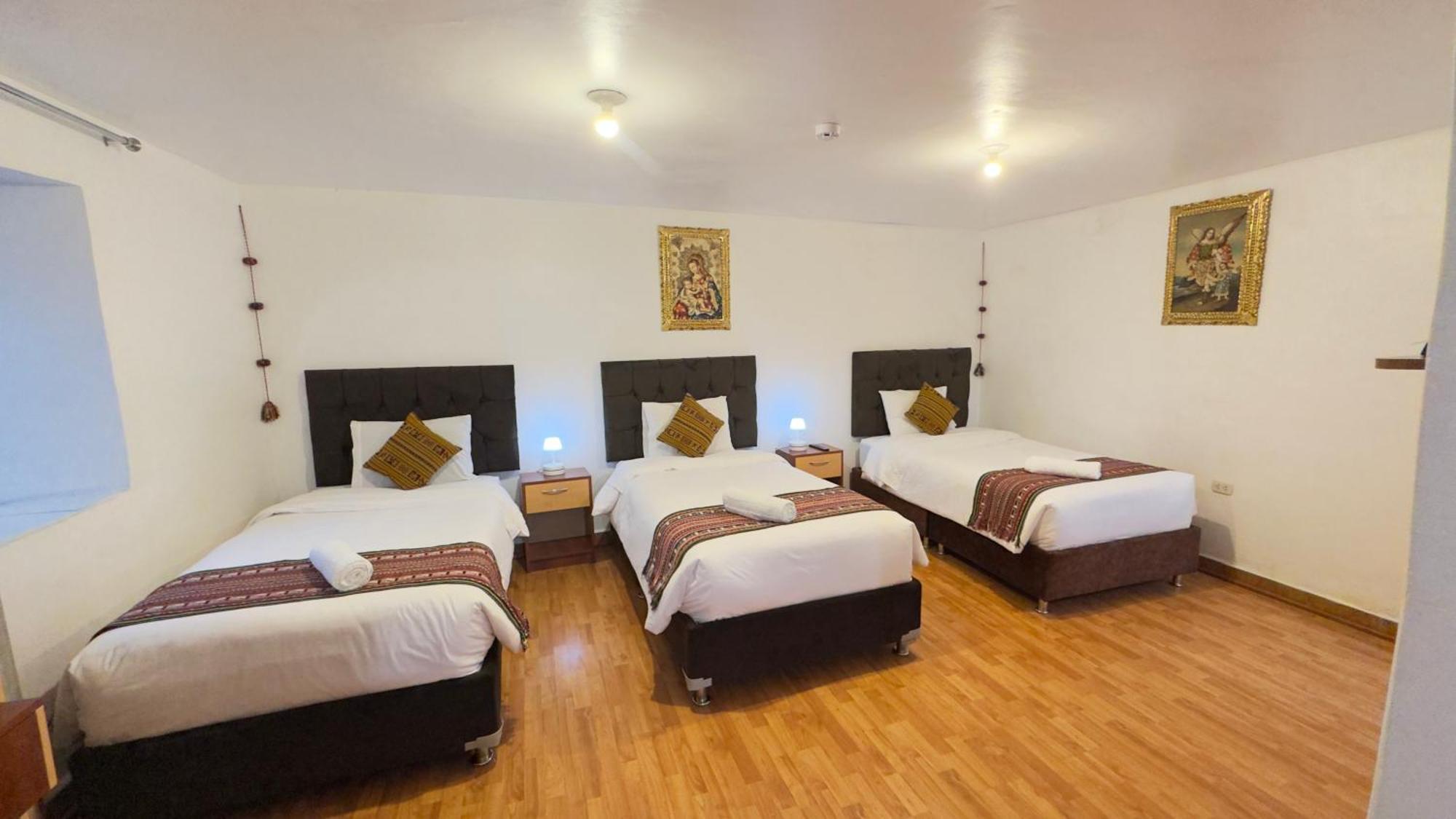 Casona Libertrek Inn クスコ エクステリア 写真