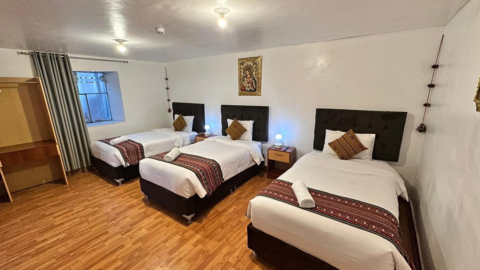 Casona Libertrek Inn クスコ エクステリア 写真
