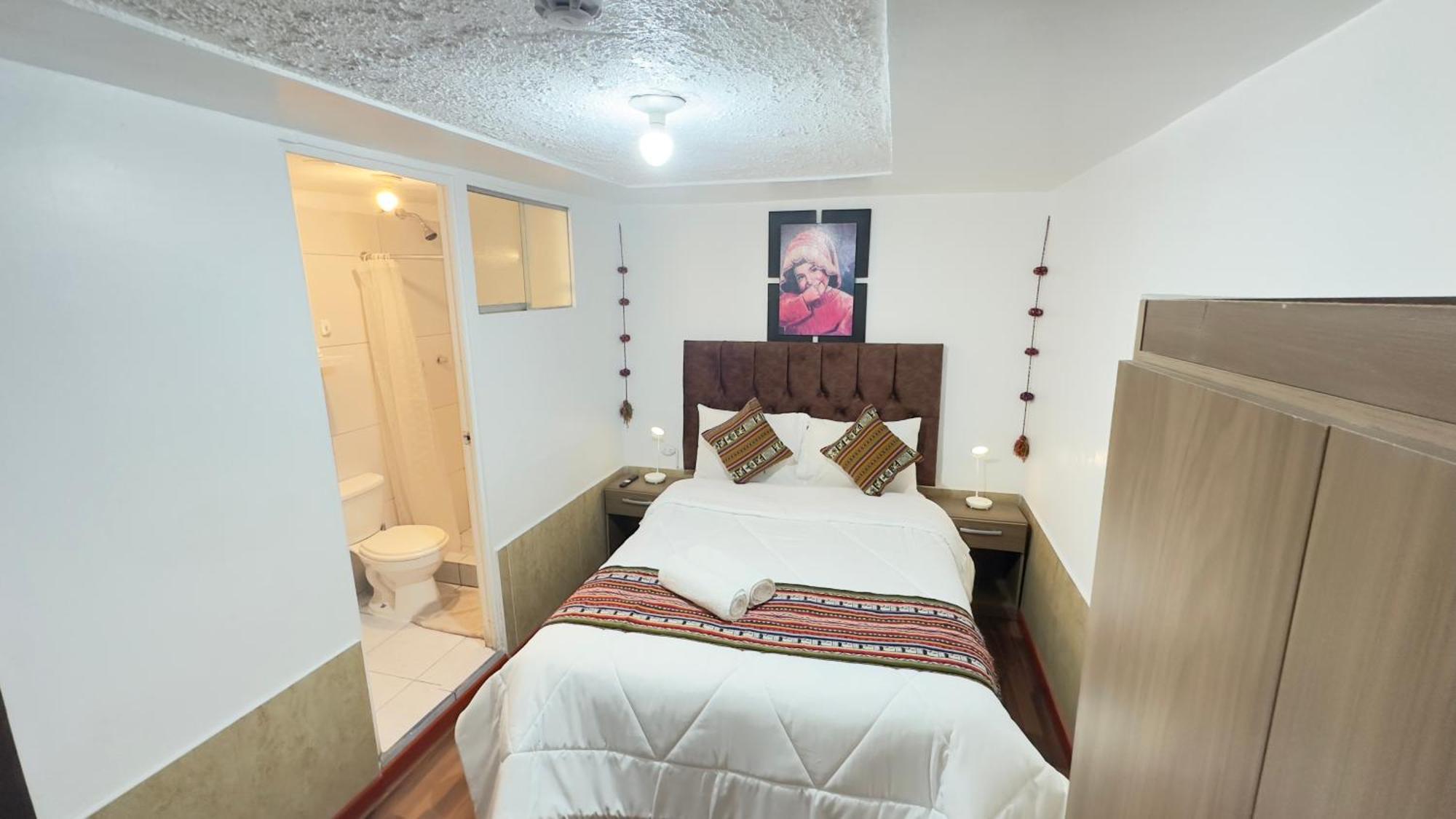 Casona Libertrek Inn クスコ エクステリア 写真