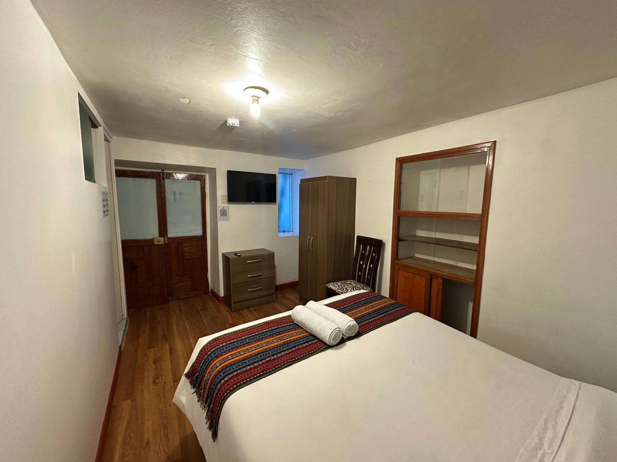 Casona Libertrek Inn クスコ エクステリア 写真