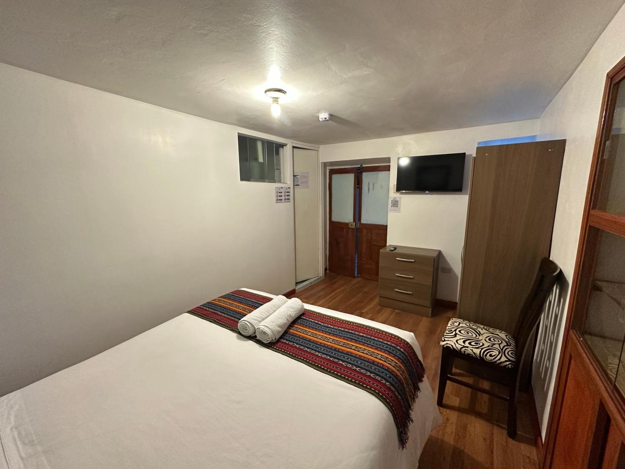 Casona Libertrek Inn クスコ エクステリア 写真